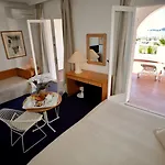 Otel De La Calanque Le Lavandou