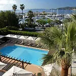 De La Calanque Le Lavandou