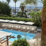 Hotel De La Calanque