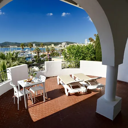 Hotel De La Calanque 3*