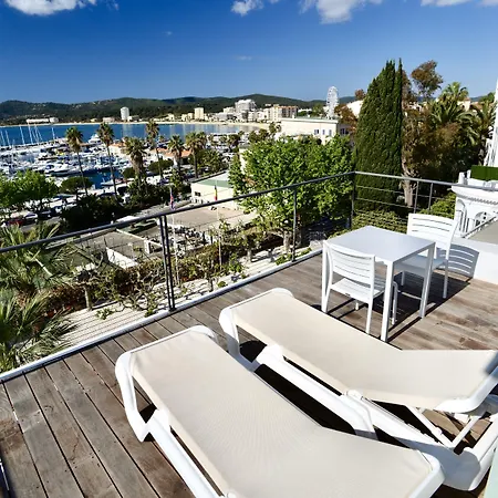 De La Calanque 3* Le Lavandou