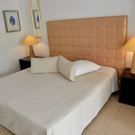 De La Calanque Le Lavandou