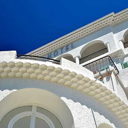 De La Calanque Hotel 3*