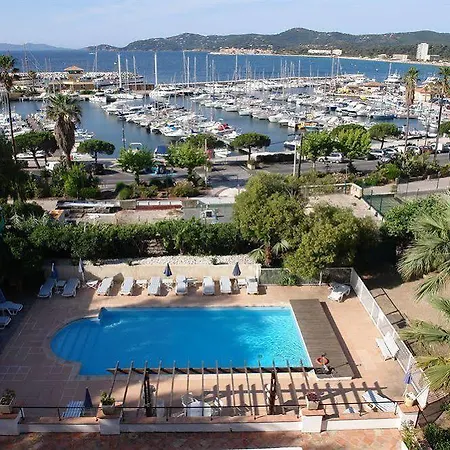 De La Calanque Le Lavandou