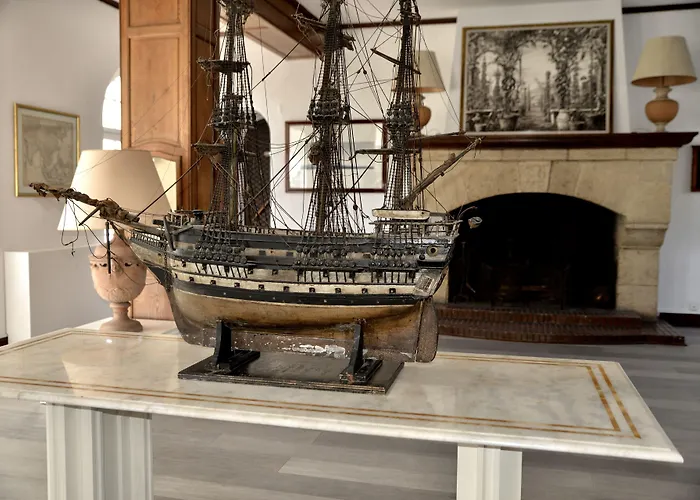 De La Calanque Le Lavandou