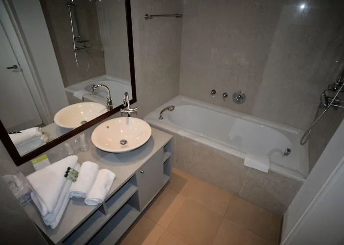 Hotel De La Calanque Le Lavandou