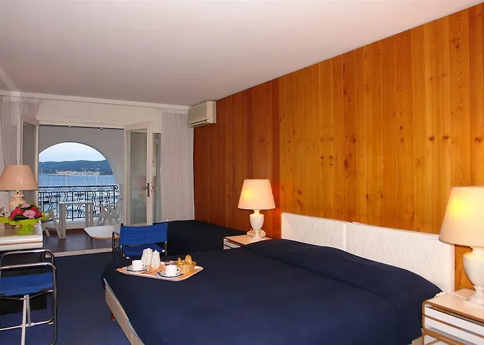 Hotel De La Calanque